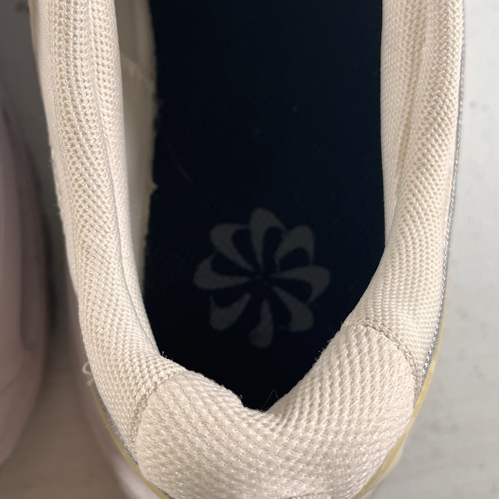 Nike Air Max Bliss White Summit Womens Athletic Sneaker Size 9 - Picture 10 of 12